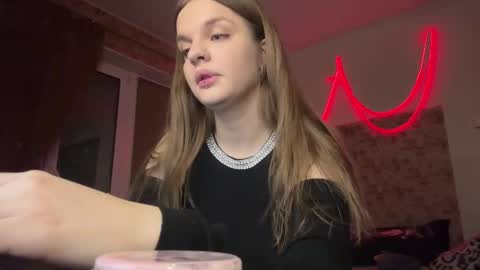 mysterious_wink online show from December 5, 5:25 pm