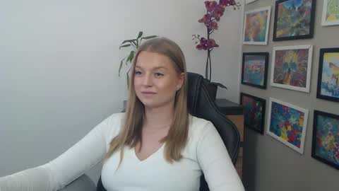 Erica online show from April 24, 12:41 pm