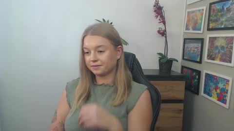 Erica online show from September 26, 12:25 pm