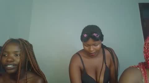 nadia_lisse online show from November 11, 2:40 am