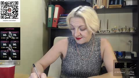 Nadin online show from December 2, 1:45 pm