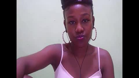 nah296652 online show from March 20, 7:30 pm