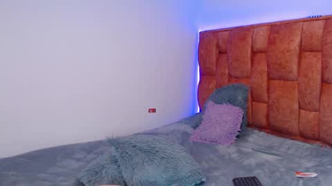 nahia cute     only   online show from November 20, 9:16 pm