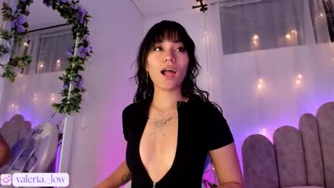 nahialov online show from March 3, 1:55 am