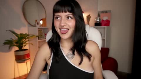 Nahia INDEPENDENT MODEL P online show from September 20, 10:52 pm