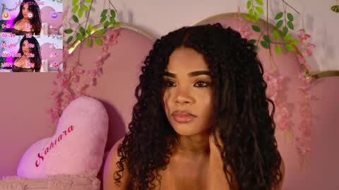 NahiaraReina  online show from April 13, 3:35 pm