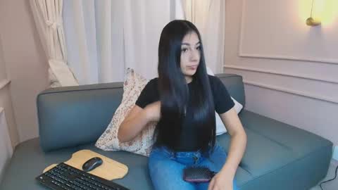 Nahomi online show from November 24, 7:49 pm