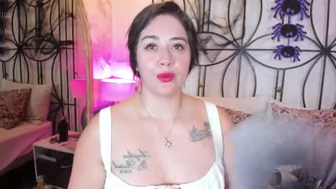 Nahomi  online show from October 25, 11:07 am