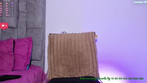 Nahomi  Carol online show from November 9, 11:33 pm