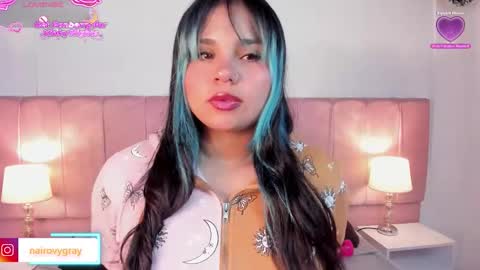 nairovy_1 online show from January 14, 11:37 am