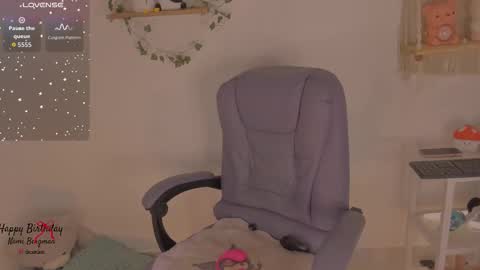 N A M I    -   OF  namibergmant online show from December 19, 10:13 pm