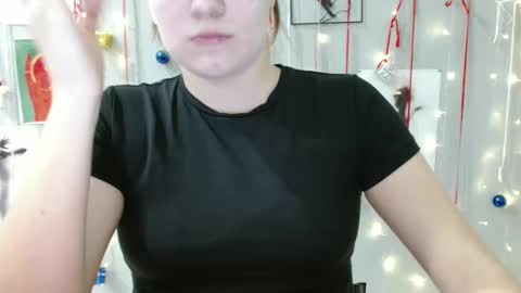 Nana online show from December 19, 8:17 am