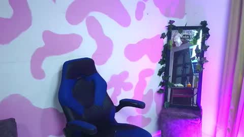 nana online show from January 9, 9:52 pm