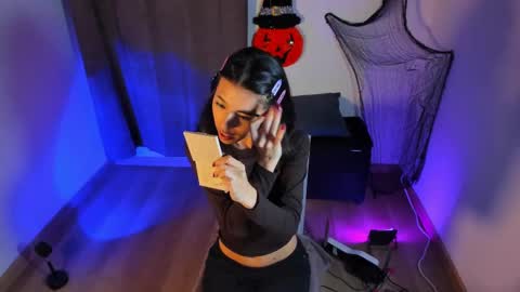 Nana  Natalia online show from October 25, 11:22 pm