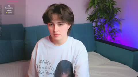 Merlizz  Julia  Emma online show from May 2, 3:48 pm