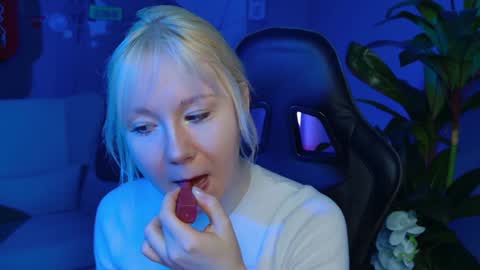 nancymartinez online show from January 23, 5:13 am