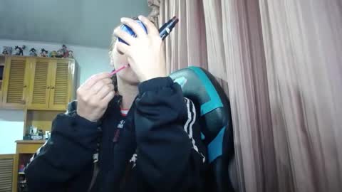 nanna yoshi online show from October 17, 10:02 pm