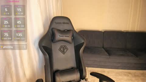 Naomi online show from February 27, 11:48 pm