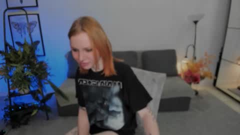 Naomi online show from November 13, 4:06 pm