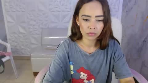 Naomis online show from May 30, 6:16 pm