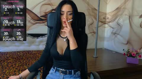 NaomiScarlett online show from March 8, 8:40 am