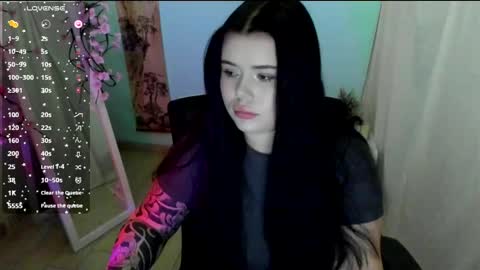 Naomi online show from April 11, 7:45 am