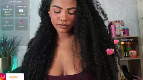 Naomi     online show from March 26, 4:25 am