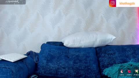 Naomy Cole online show from February 1, 10:13 pm