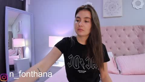 Nashly Fontana online show from January 21, 1:43 pm