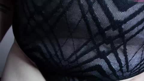 Nat. independent model online show from January 17, 7:49 pm