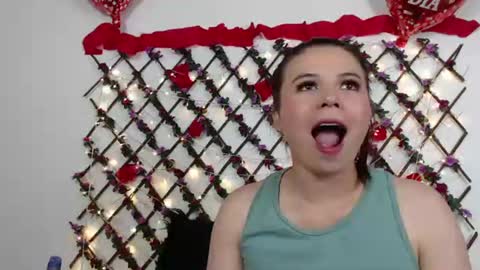 Natalia Walker online show from June 10, 6:17 pm