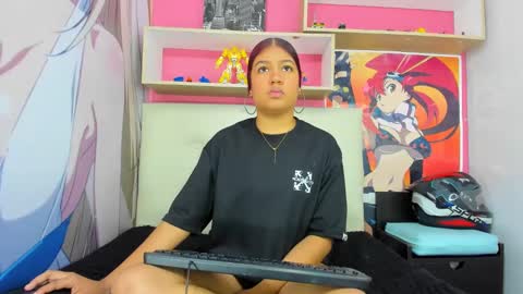 natalieevansx online show from January 6, 1:30 pm