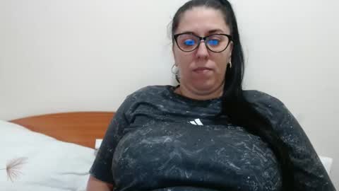 natally online show from February 6, 10:36 am