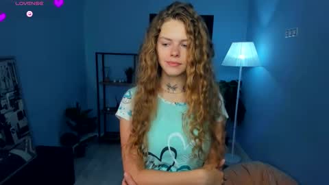 Natalie online show from October 19, 5:09 am