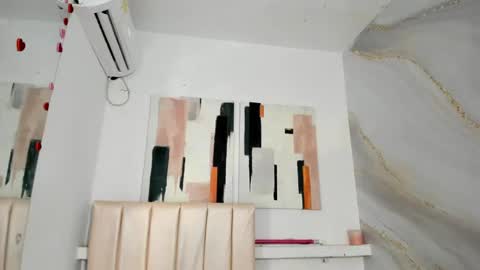 Naty online show from September 8, 9:25 pm