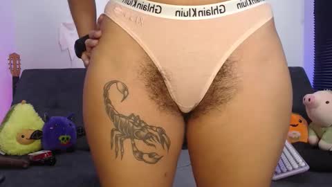   online show from October 17, 2:20 pm