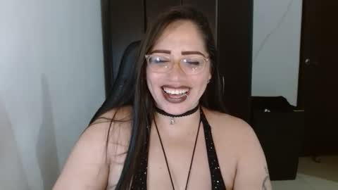 Natasha Smithe  online show from October 26, 2:51 am