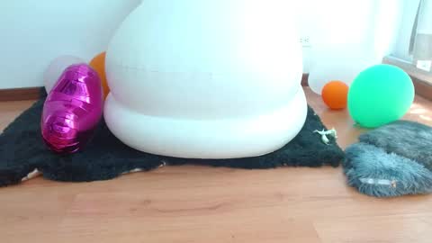 nath_dawson online show from February 14, 4:52 pm