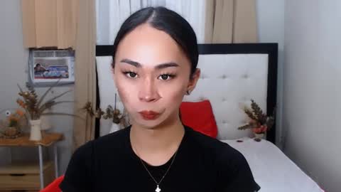 SWEET NATHALYA online show from December 5, 9:17 am