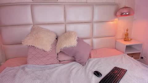 Natt  online show from October 16, 1:47 pm