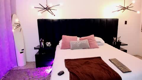 nattashaa online show from February 9, 11:58 am