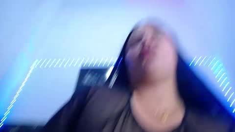  Annie  online show from January 5, 11:19 pm