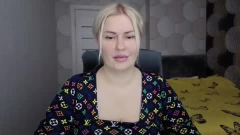 natusik123 online show from December 19, 5:54 am