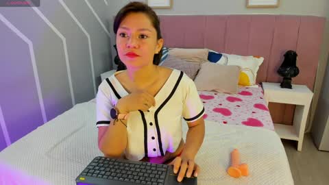 natybliss online show from April 2, 5:16 am