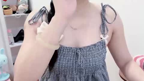 Kiki online show from April 17, 2:35 am