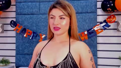 Naty  online show from October 21, 8:24 pm