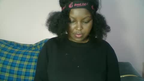 naughti_garlie online show from March 2, 7:15 am