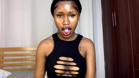 naughty_badie online show from April 13, 4:41 pm