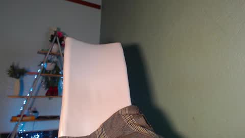 naughty_katrina1 online show from March 4, 7:19 am