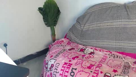 naughty_katrina1 online show from October 18, 12:19 pm